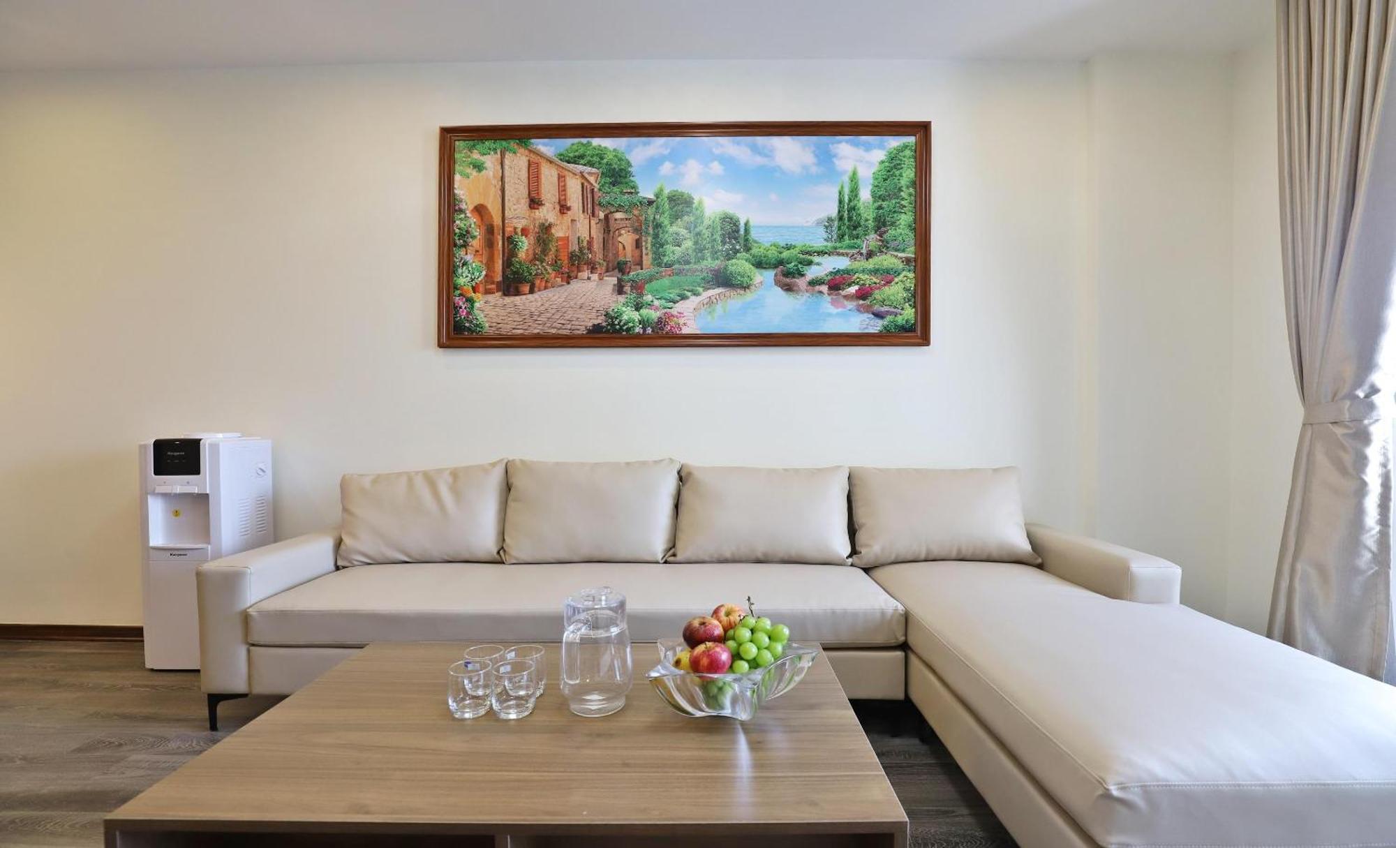 Luxe Paradise Suites Tay Ho 河内 外观 照片
